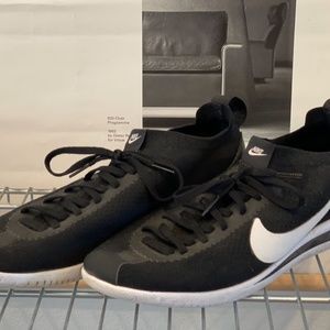 Nike Cortez Flyknit OG, Mens, Black and White